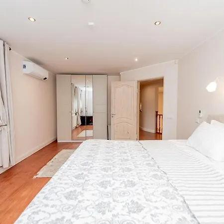 Luxury In Paernu, Walking Distance From The And Centre Villa *