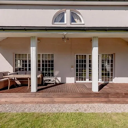 Luxury In Paernu, Walking Distance From The And Centre Villa