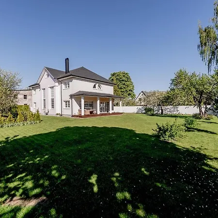 Luxury In Paernu, Walking Distance From The And Centre Villa Pärnu