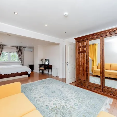 Luxury In Paernu, Walking Distance From The And Centre *