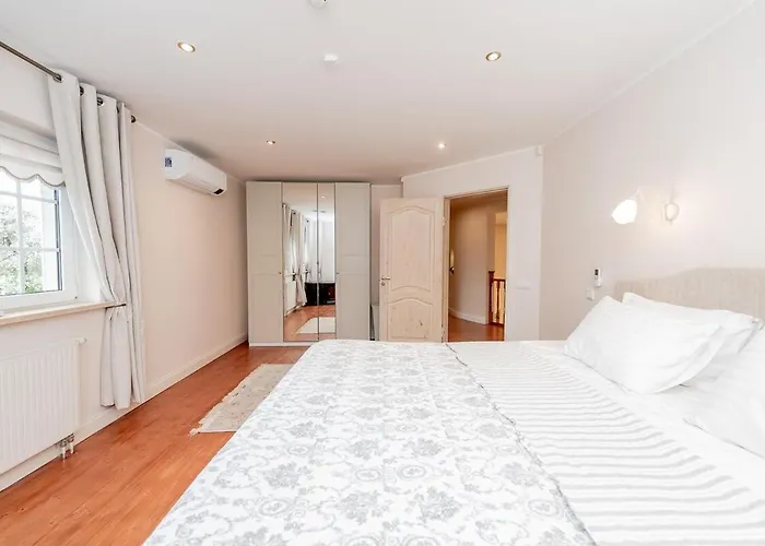 Luxury In Paernu, Walking Distance From The And Centre فيلة *