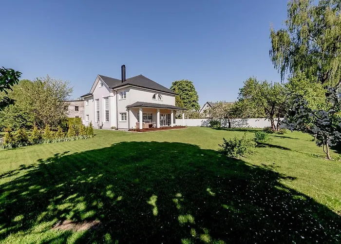 Luxury In Paernu, Walking Distance From The And Centre فيلة بارنو