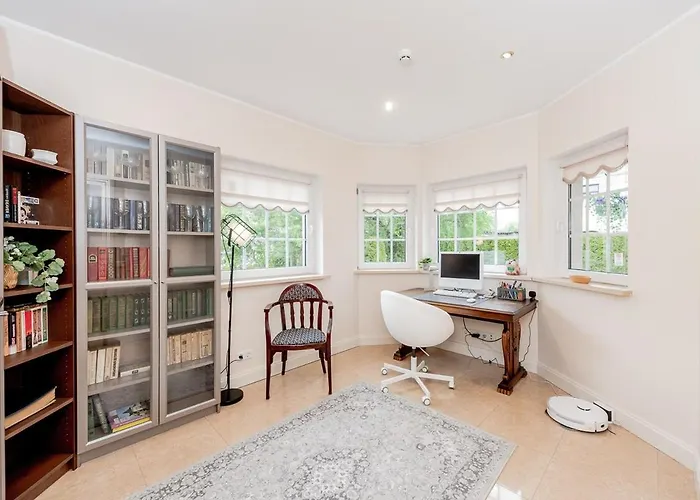 Luxury In Paernu, Walking Distance From The And Centre بارنو