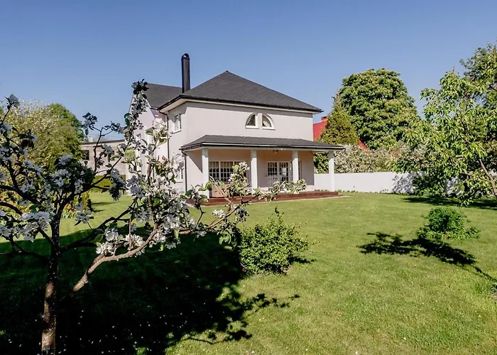 Luxury In Paernu, Walking Distance From The And Centre بارنو